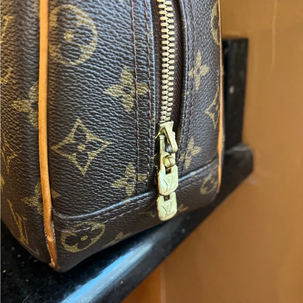 Louis Vuitton LV Monogram Deauville